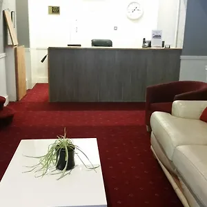 3* Hotel The Bridge